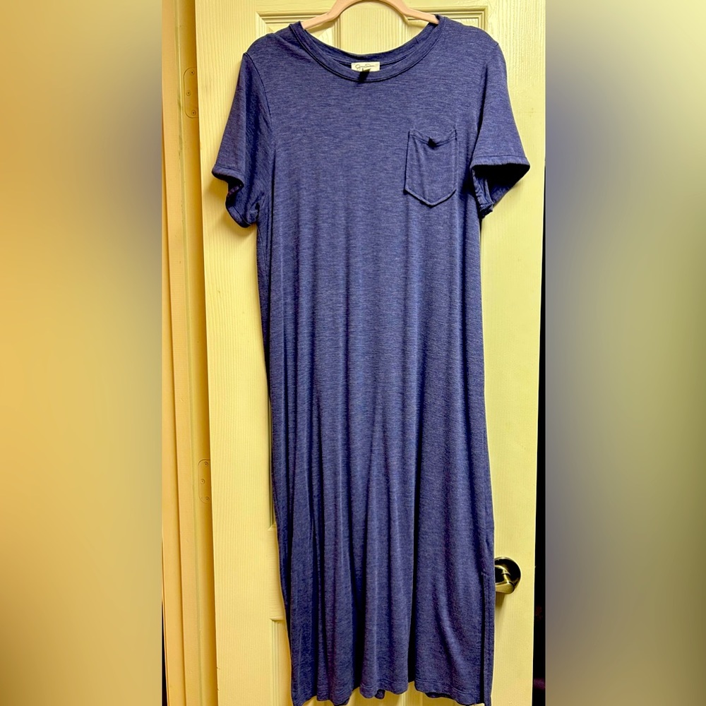 Jessica Simpson t-shirt dress.